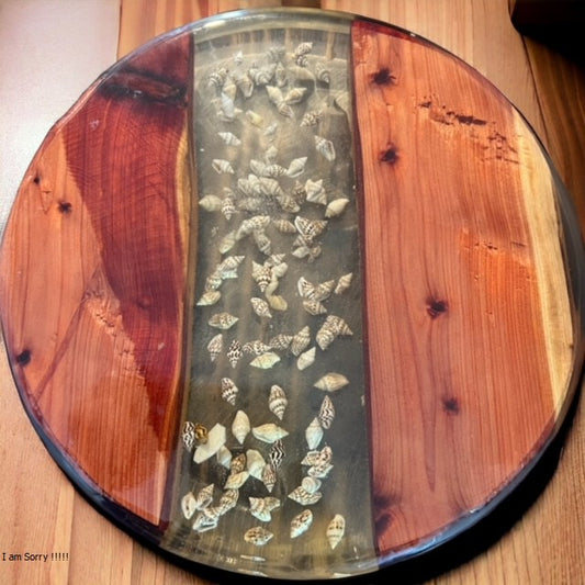 9" Cedar Round Charcuterie with Seashells