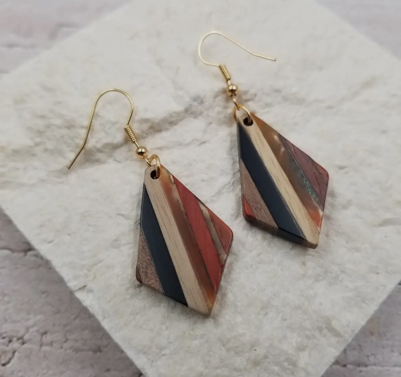 Resin Wood Geometric Diamond Earrings