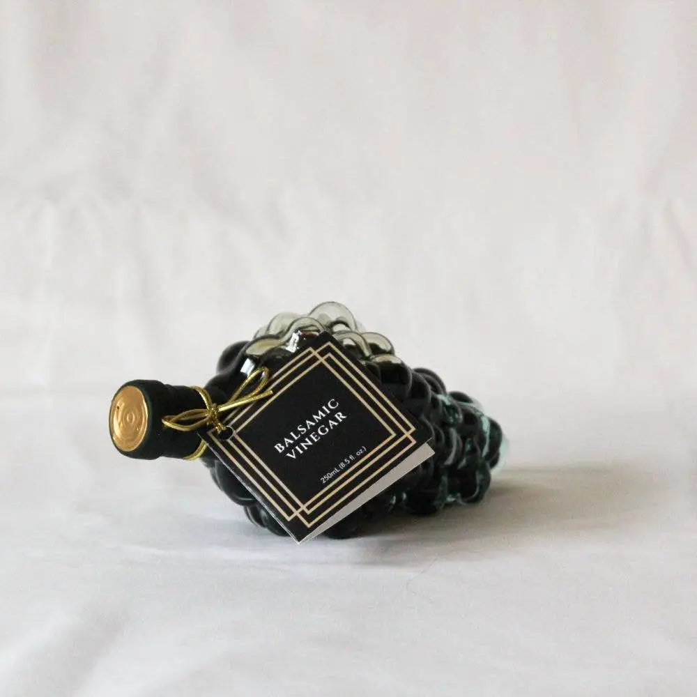 Melina's Balsamic Vinegar of Modena, Grape Clusters