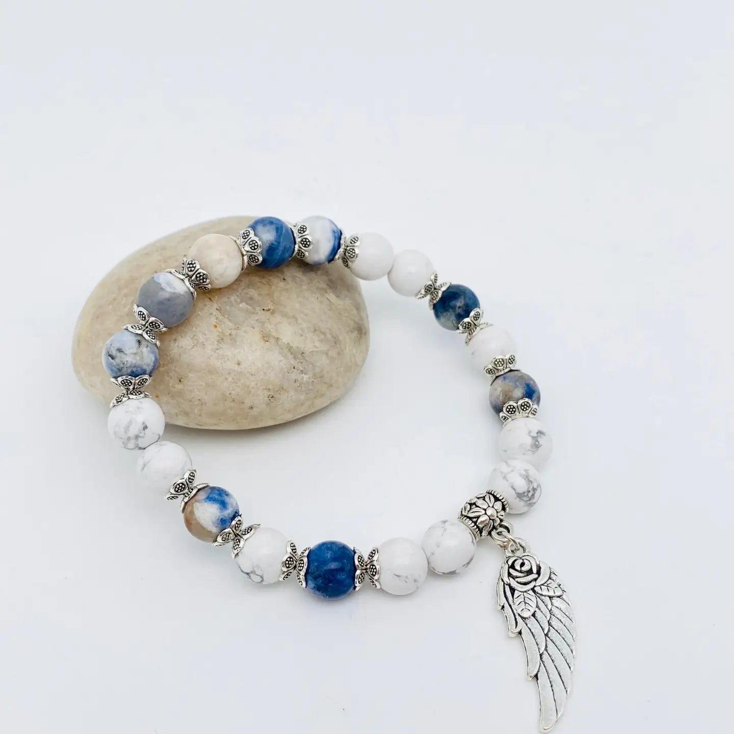 8mm Natural Stone Elastic Bracelets Wing Pendant White & Blue