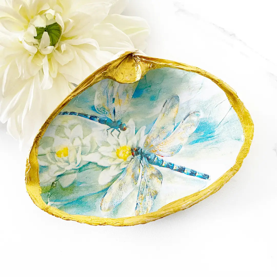 Dragonfly Lily Clam Shell Trinket Dish