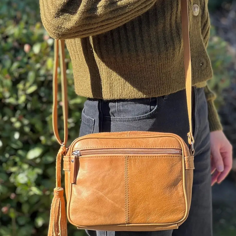 Genuine Cowhide Leather Crossbody Brown WO17